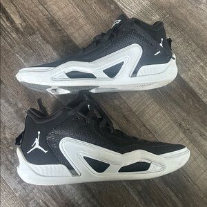 NIKE Jordan Tatum 1 Team Bank Basketball Shoes